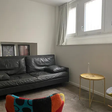 Downtown Apartment, Peace &sport Daire *