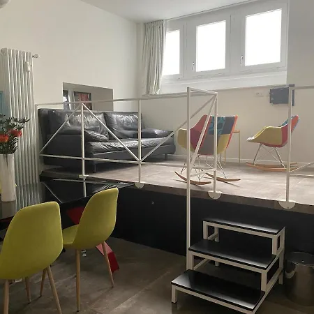Daire Downtown Apartment, Peace &sport Milano